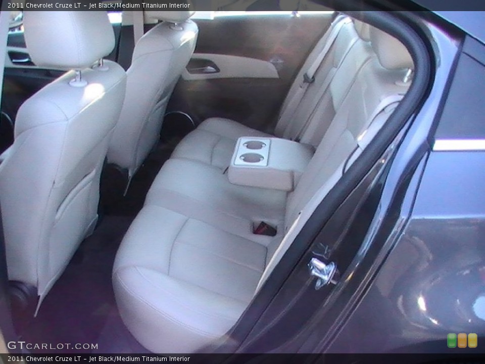 Jet Black/Medium Titanium Interior Photo for the 2011 Chevrolet Cruze LT #58769472