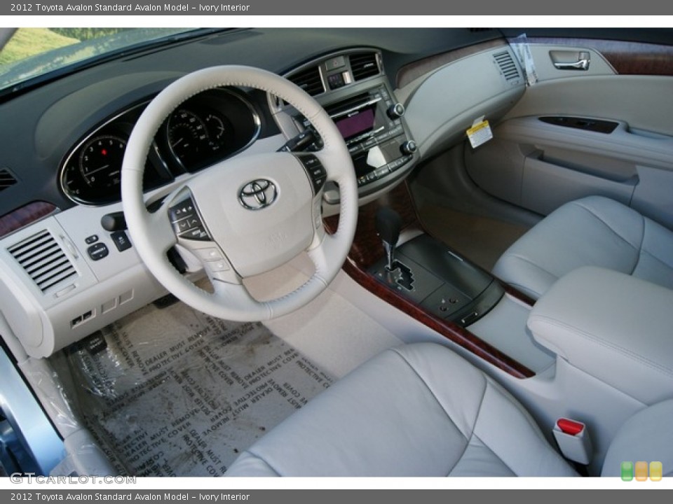 Ivory Interior Photo for the 2012 Toyota Avalon  #58771593