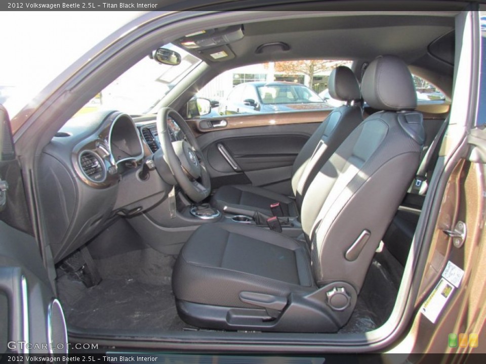 Titan Black Interior Photo for the 2012 Volkswagen Beetle 2.5L #58783669