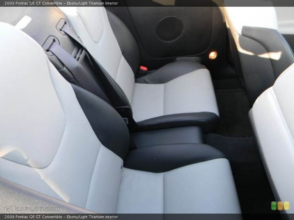 Ebony/Light Titanium Interior Photo for the 2009 Pontiac G6 GT Convertible #58786918