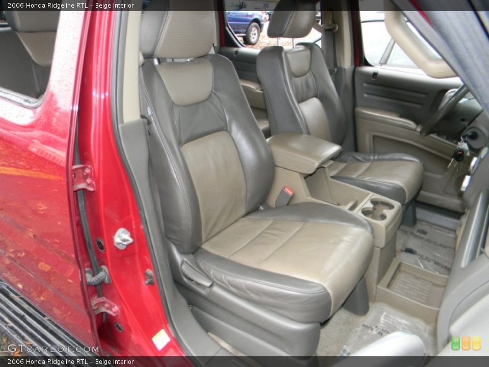 Beige Interior Photo for the 2006 Honda Ridgeline RTL #58789084