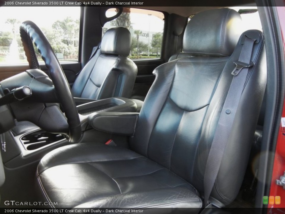 Dark Charcoal Interior Photo for the 2006 Chevrolet Silverado 3500 LT Crew Cab 4x4 Dually #58790962