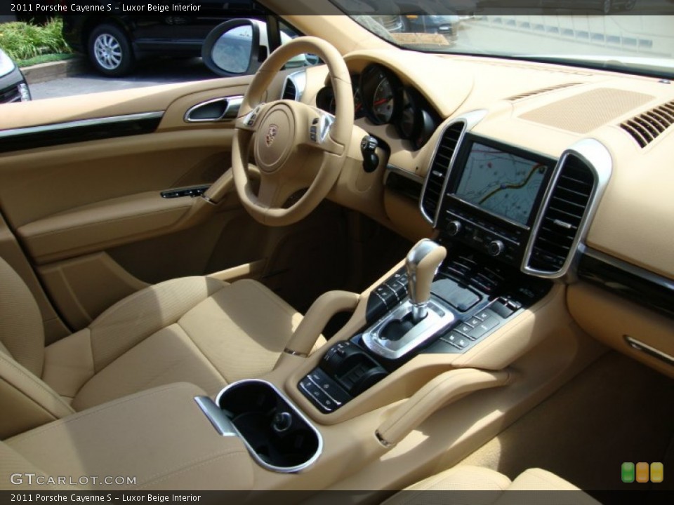Luxor Beige Interior Photo for the 2011 Porsche Cayenne S #58798059