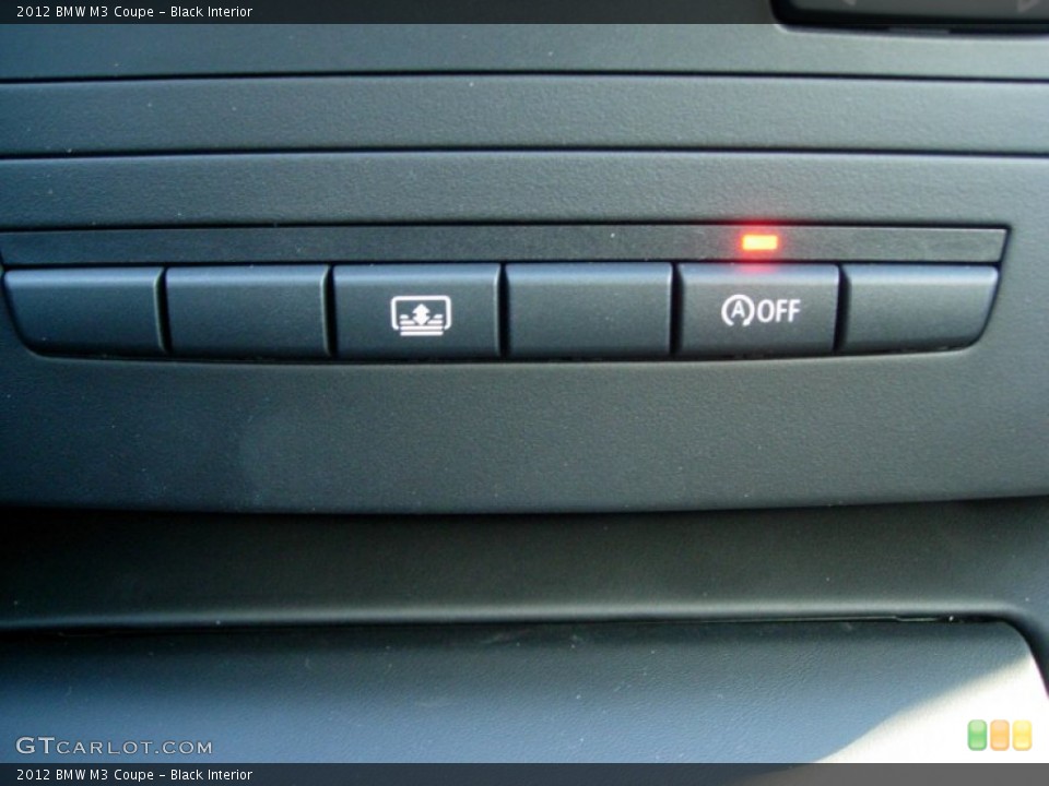 Black Interior Controls for the 2012 BMW M3 Coupe #58798674