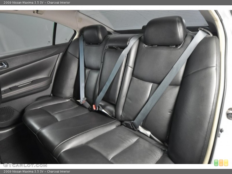 Charcoal Interior Photo for the 2009 Nissan Maxima 3.5 SV #58806225