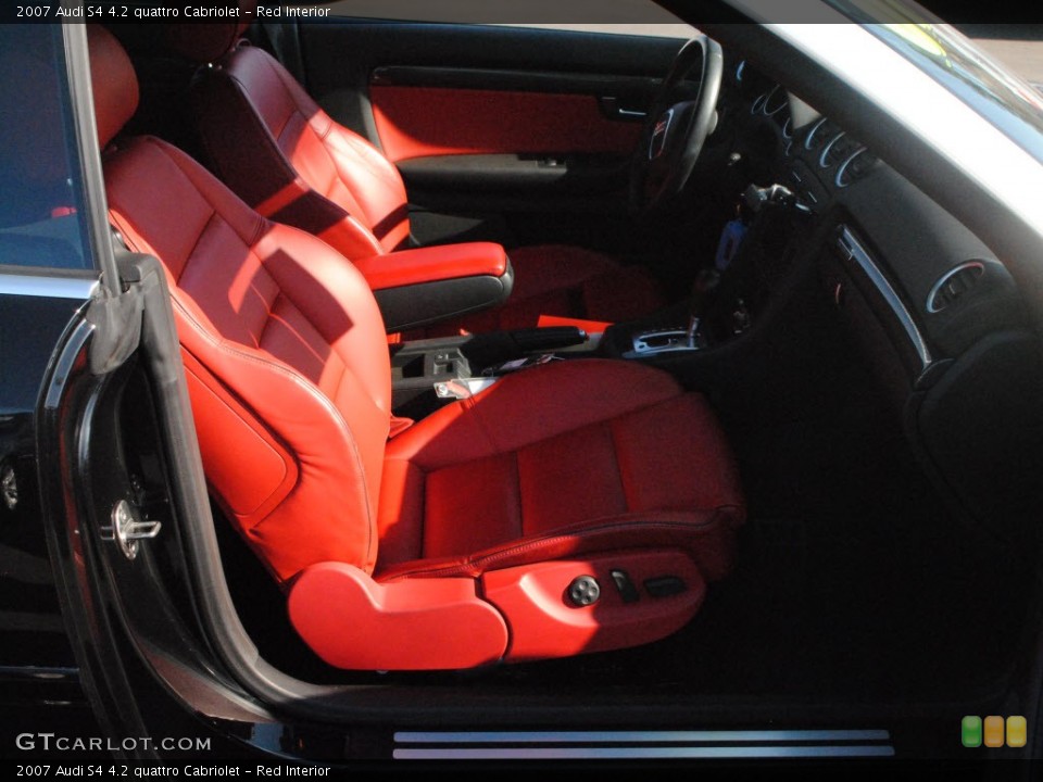 Red Interior Photo for the 2007 Audi S4 4.2 quattro Cabriolet #58809557