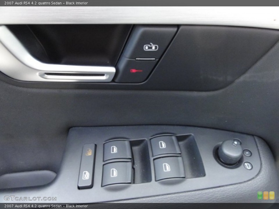 Black Interior Controls for the 2007 Audi RS4 4.2 quattro Sedan #58820589