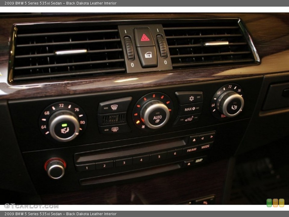 Black Dakota Leather Interior Controls for the 2009 BMW 5 Series 535xi Sedan #58826090