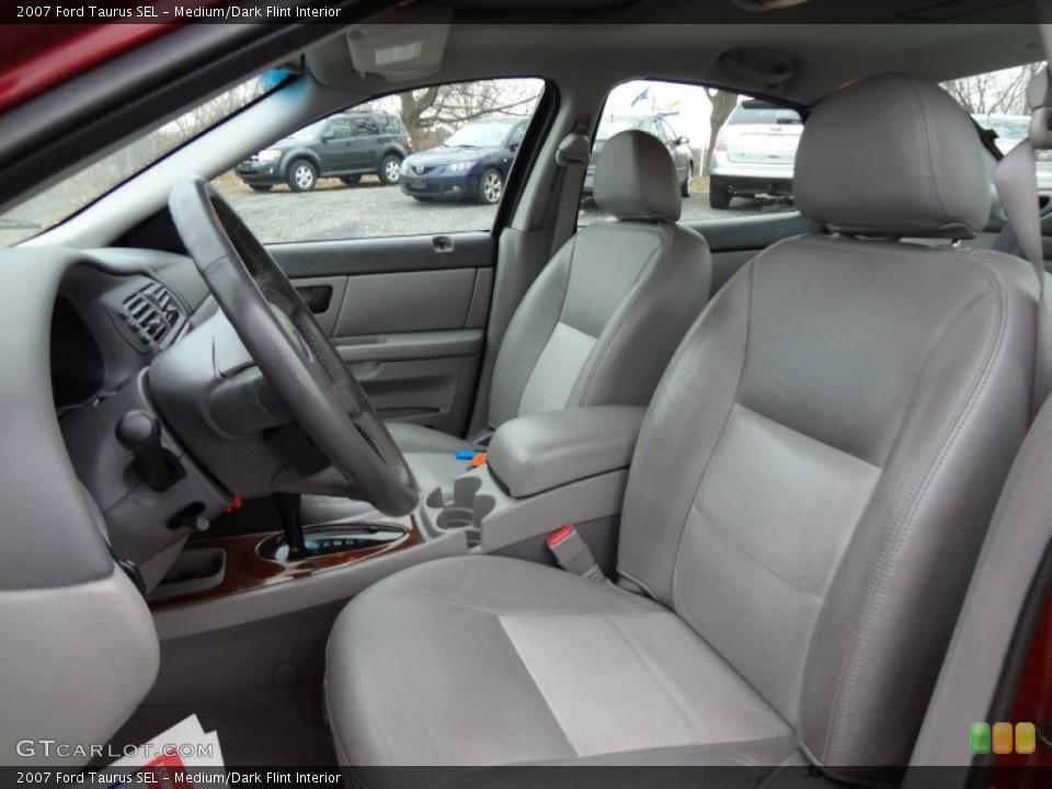 Medium/Dark Flint Interior Photo for the 2007 Ford Taurus SEL #58826428