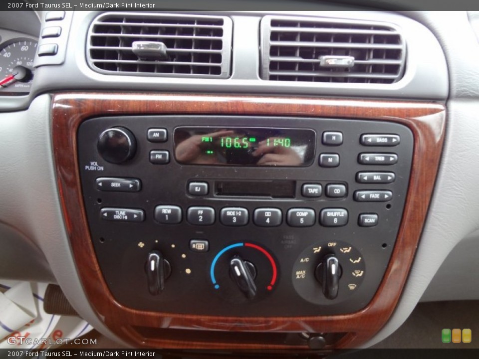 Medium/Dark Flint Interior Controls for the 2007 Ford Taurus SEL #58826461