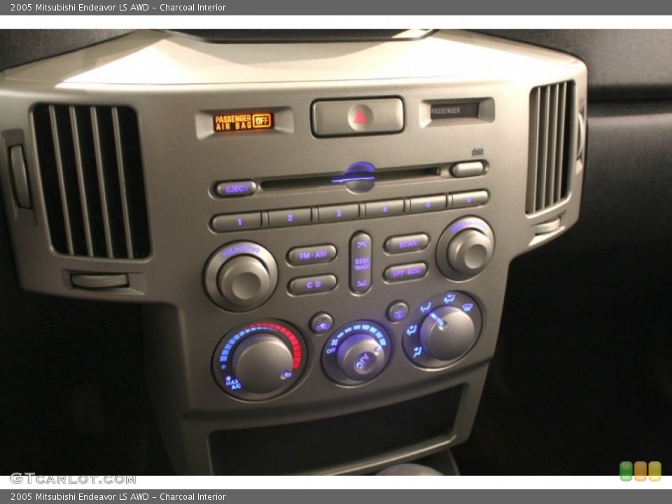 Charcoal Interior Controls for the 2005 Mitsubishi Endeavor LS AWD #58827470