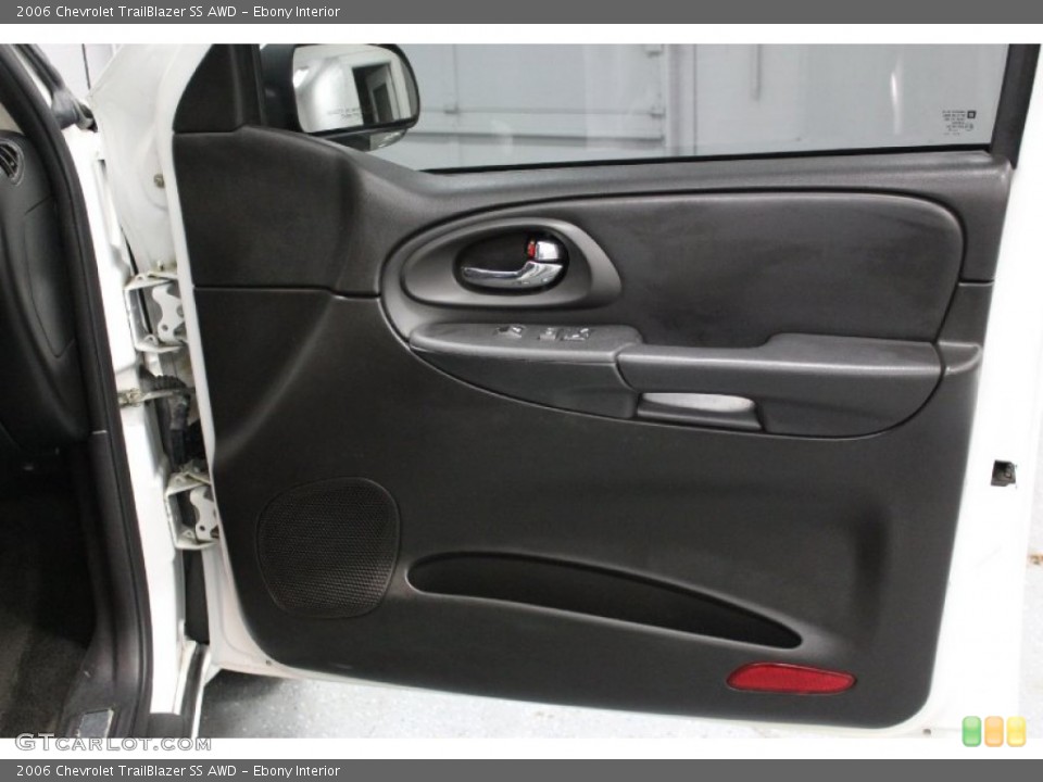 Ebony Interior Door Panel for the 2006 Chevrolet TrailBlazer SS AWD #58857169