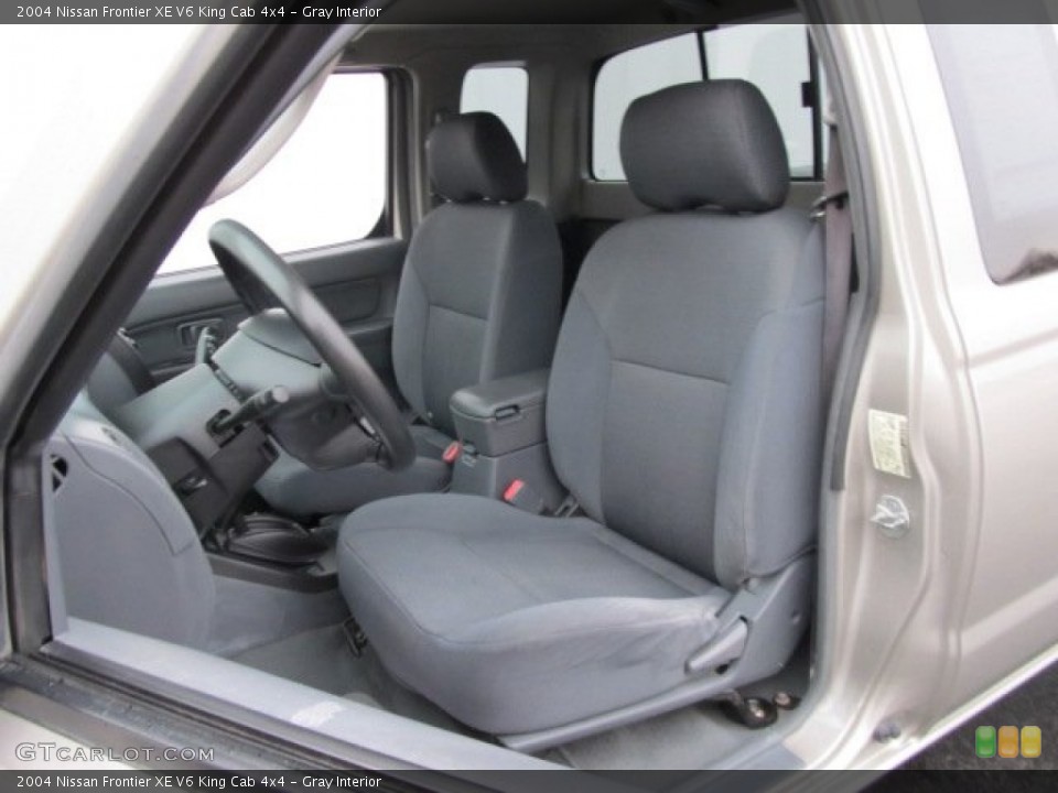 Gray Interior Photo for the 2004 Nissan Frontier XE V6 King Cab 4x4 #58860805