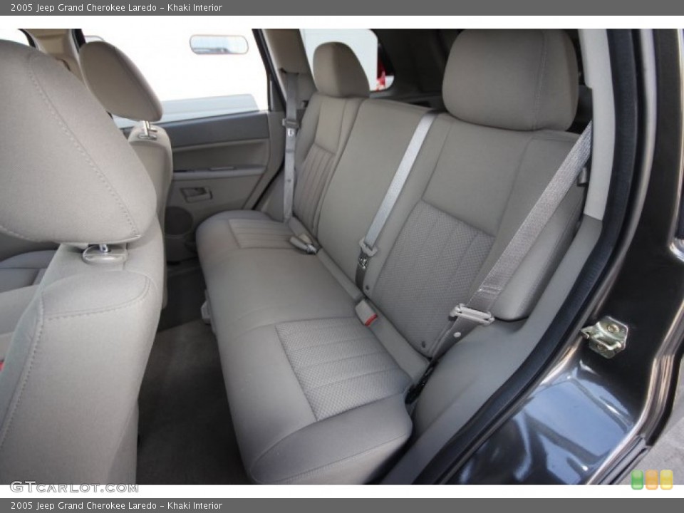 Khaki Interior Photo for the 2005 Jeep Grand Cherokee Laredo #58863757