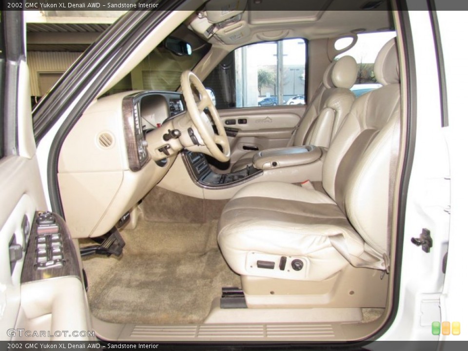 Sandstone Interior Photo for the 2002 GMC Yukon XL Denali AWD #58865035