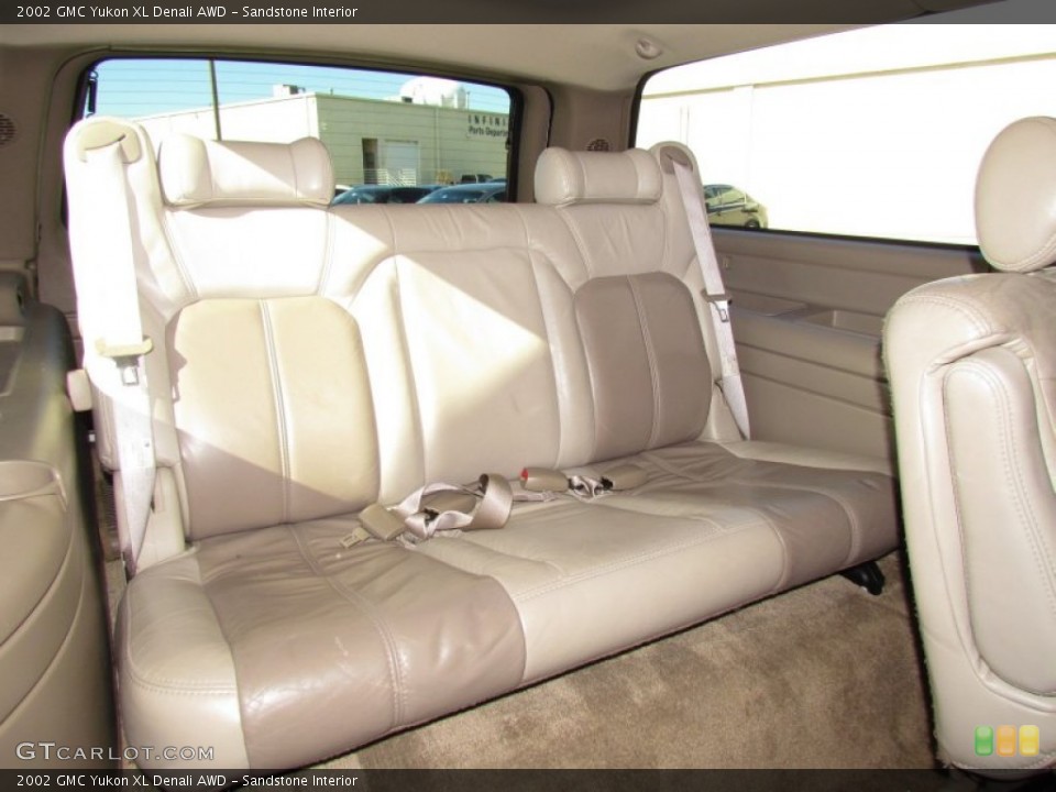 Sandstone Interior Photo for the 2002 GMC Yukon XL Denali AWD #58865065