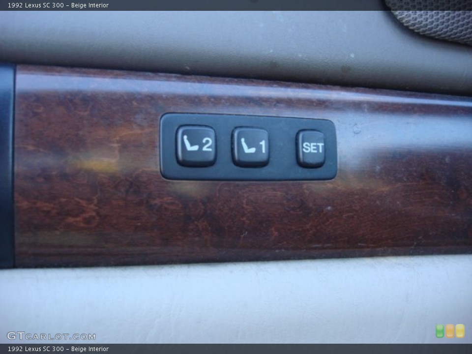 Beige Interior Controls for the 1992 Lexus SC 300 #58869987
