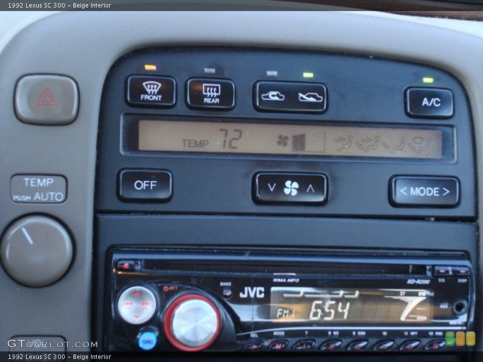 Beige Interior Controls for the 1992 Lexus SC 300 #58870002