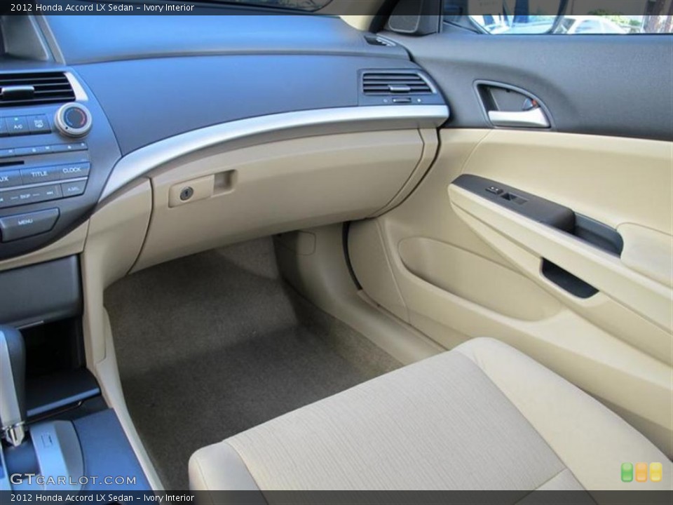 Ivory Interior Photo for the 2012 Honda Accord LX Sedan #58884627
