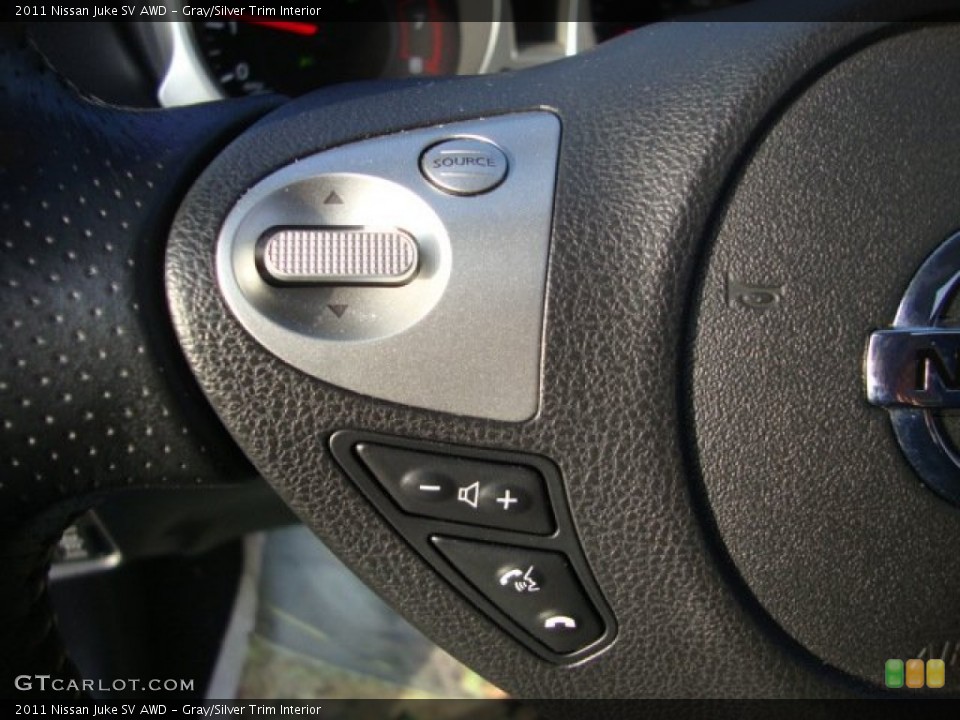 Gray/Silver Trim Interior Controls for the 2011 Nissan Juke SV AWD #58887420
