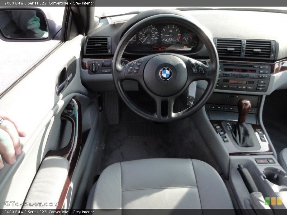 Grey Interior Dashboard for the 2000 BMW 3 Series 323i Convertible #58888713