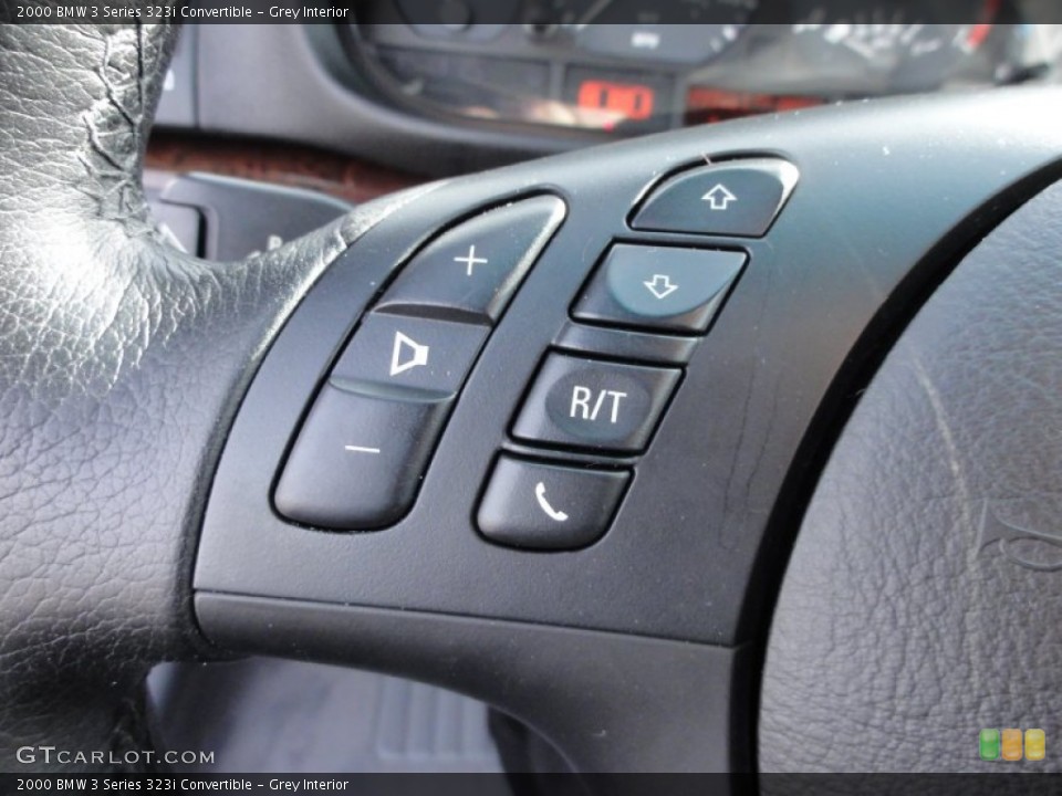 Grey Interior Controls for the 2000 BMW 3 Series 323i Convertible #58888788