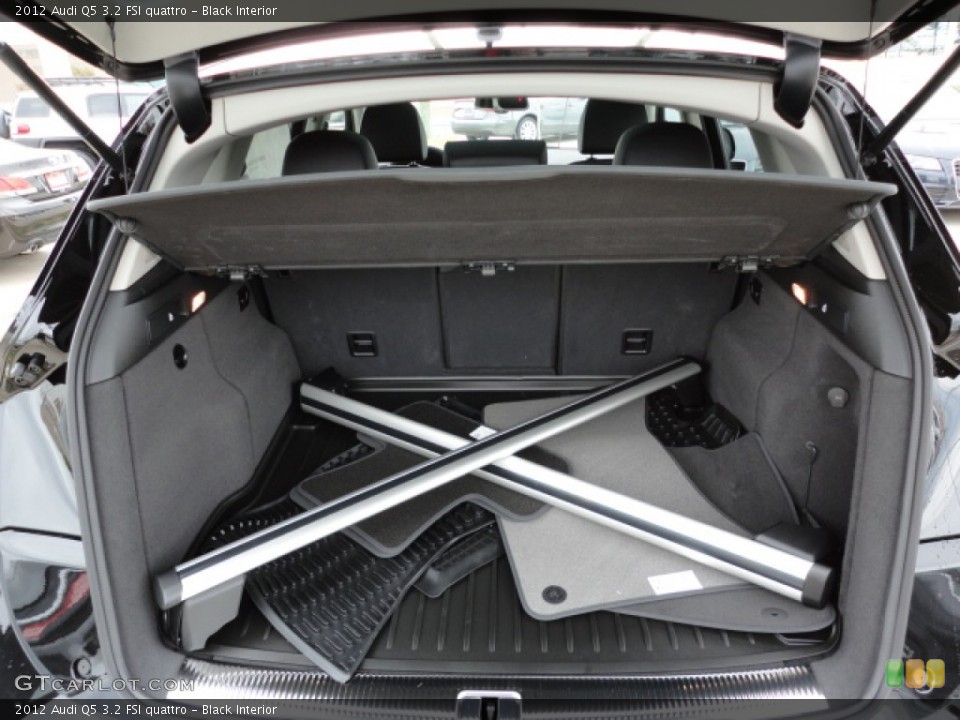 Black Interior Trunk for the 2012 Audi Q5 3.2 FSI quattro #58889661