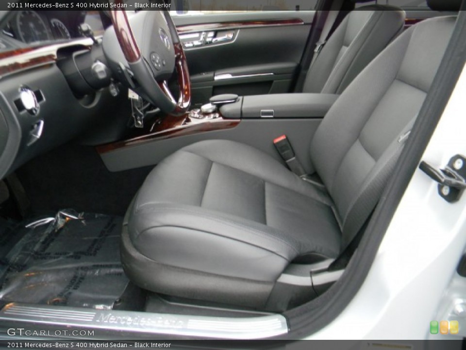 Black Interior Photo for the 2011 Mercedes-Benz S 400 Hybrid Sedan #58896423