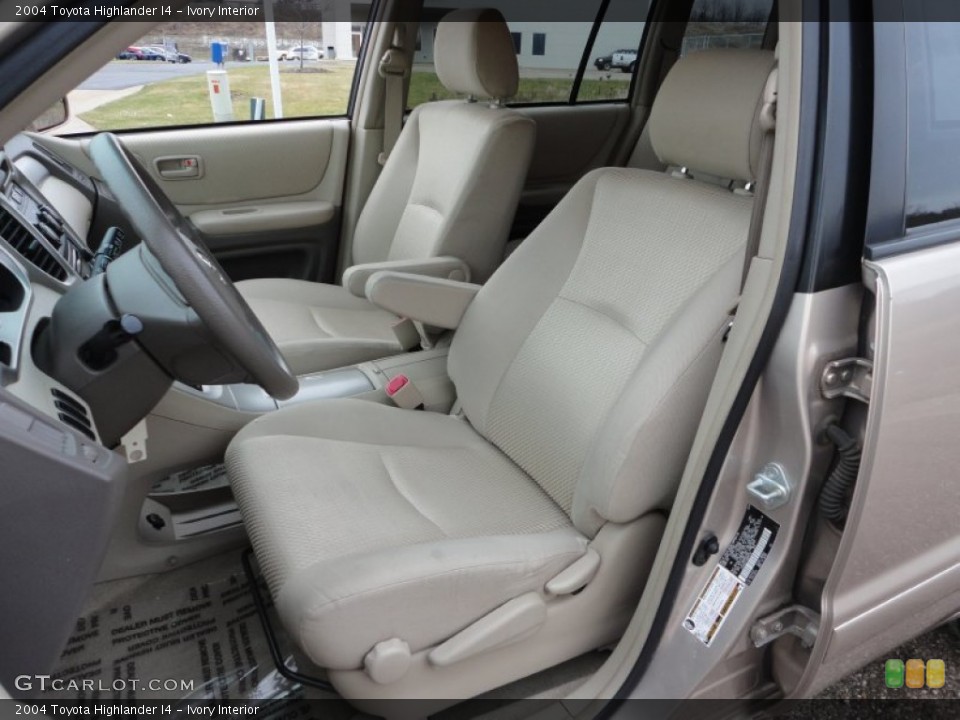 Ivory Interior Photo for the 2004 Toyota Highlander I4 #58901685