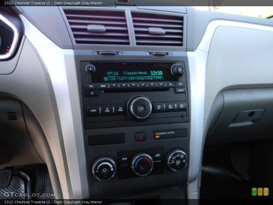 Dark Gray/Light Gray Interior Controls for the 2012 Chevrolet Traverse LS #58905421