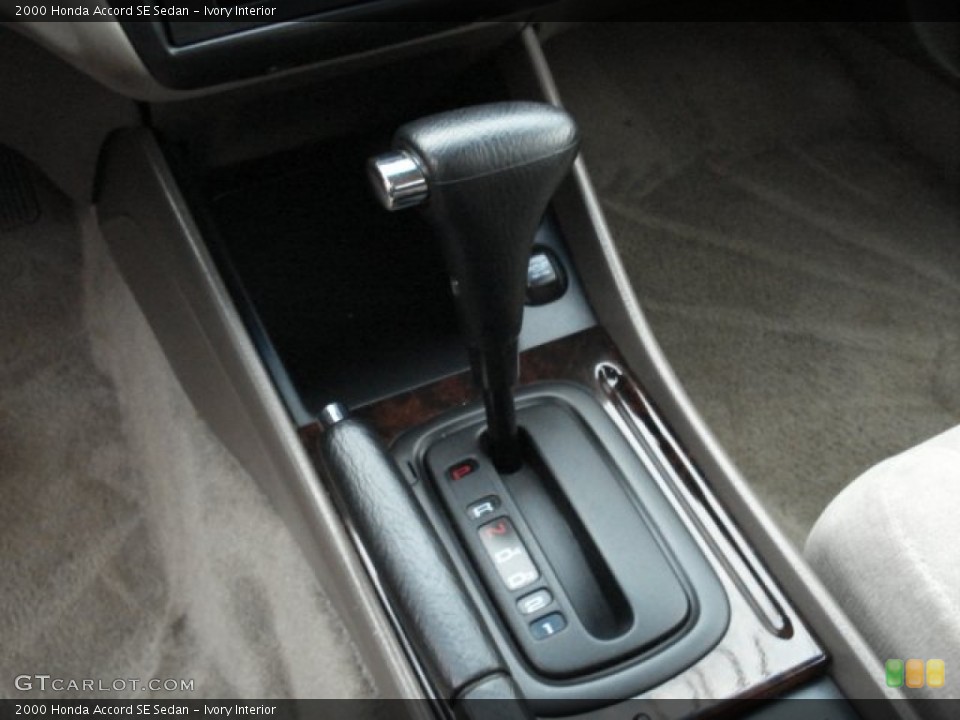 Ivory Interior Transmission for the 2000 Honda Accord SE Sedan #58907074