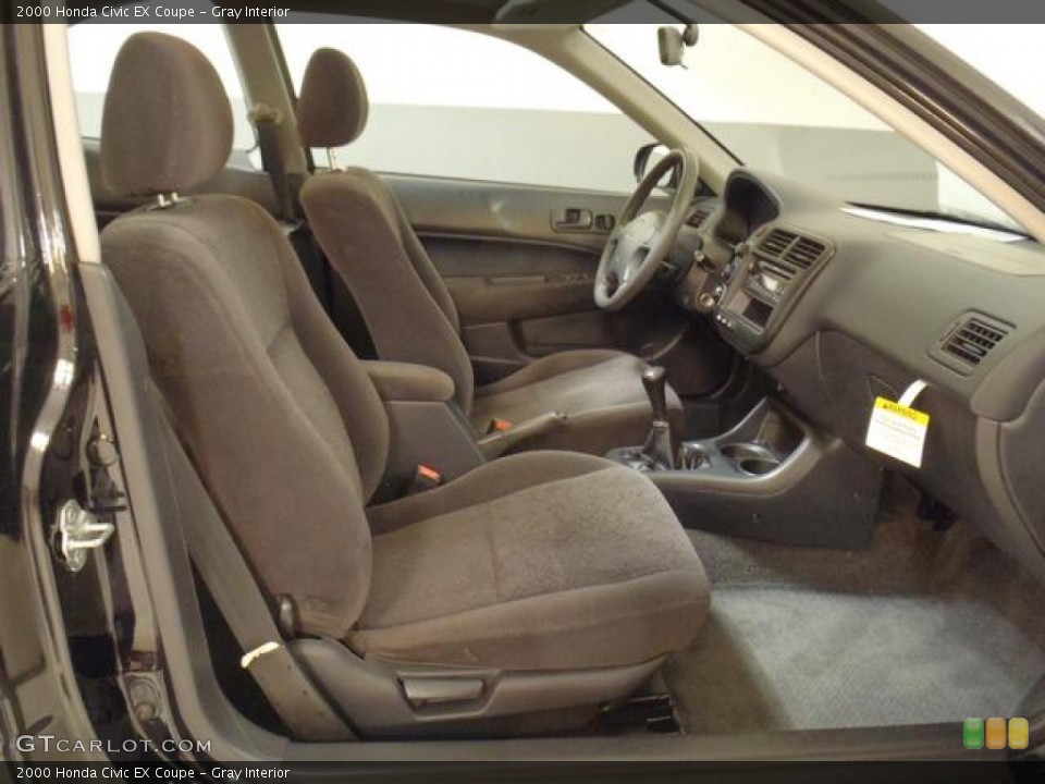 Gray Interior Photo for the 2000 Honda Civic EX Coupe #58908577
