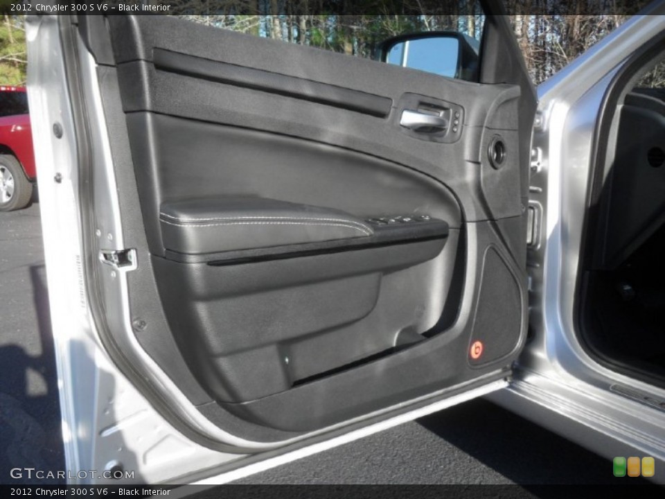 Black Interior Door Panel for the 2012 Chrysler 300 S V6 #58912640