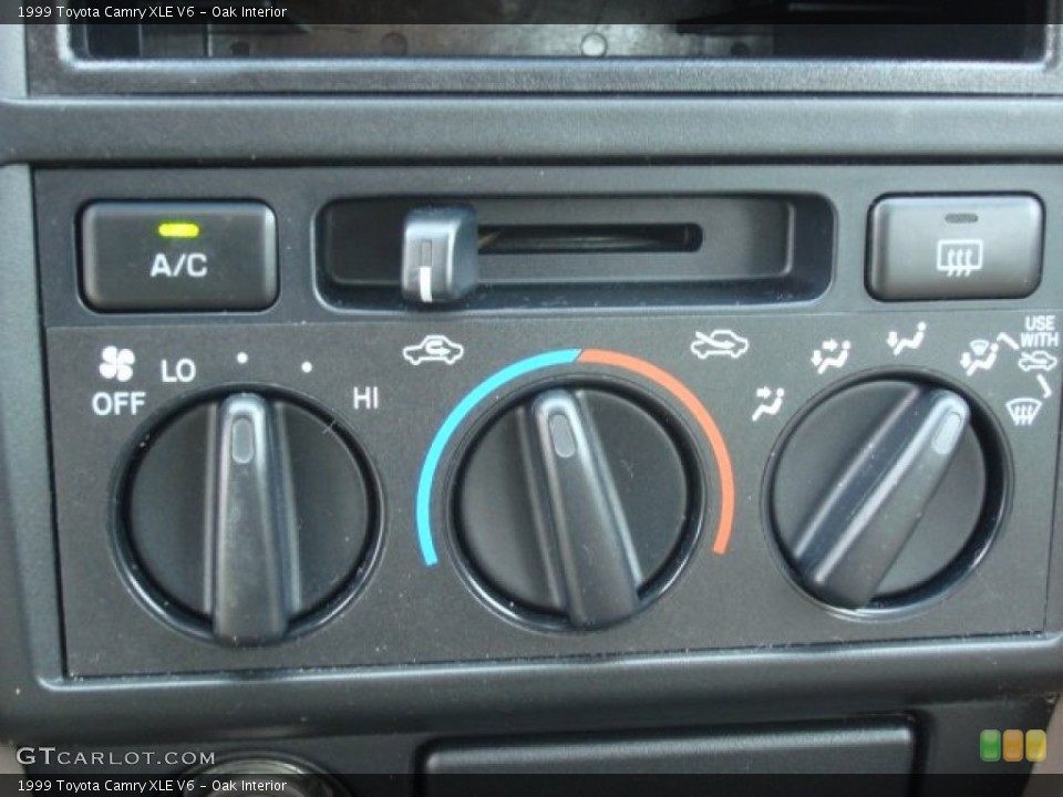 Oak Interior Controls for the 1999 Toyota Camry XLE V6 #58937737