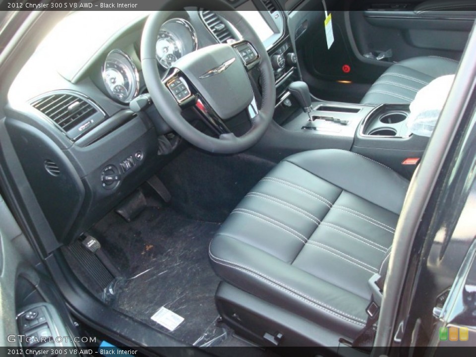 Black Interior Photo for the 2012 Chrysler 300 S V8 AWD #58944114