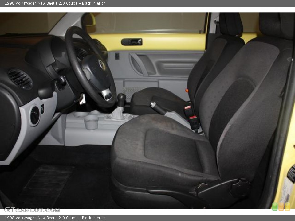 Black Interior Photo for the 1998 Volkswagen New Beetle 2.0 Coupe #58956333