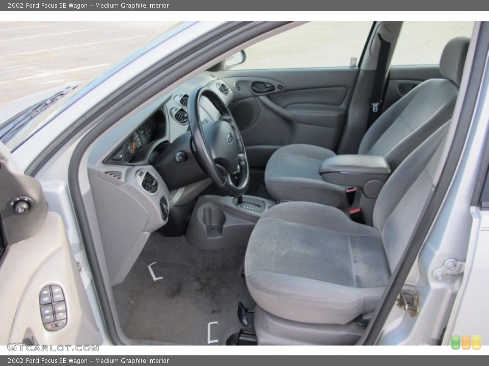 Medium Graphite Interior Photo for the 2002 Ford Focus SE Wagon #58959287