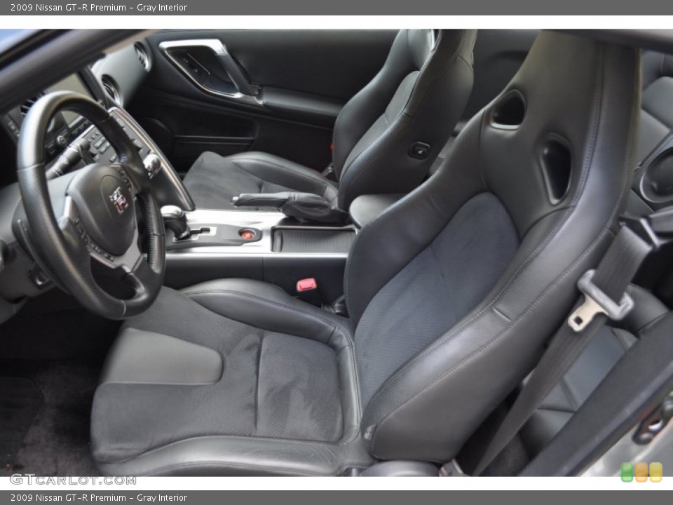 Gray Interior Photo for the 2009 Nissan GT-R Premium #58971244