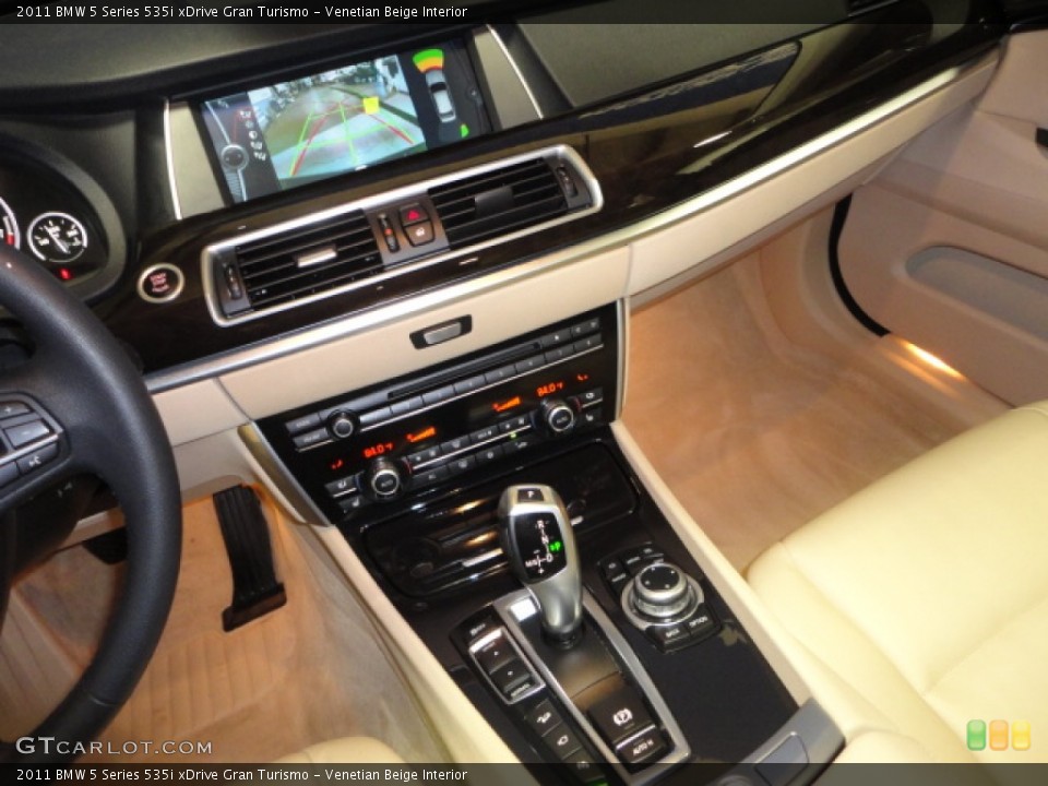 Venetian Beige Interior Controls for the 2011 BMW 5 Series 535i xDrive Gran Turismo #58984291