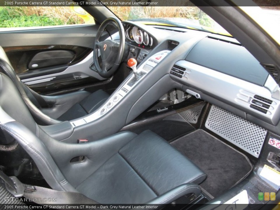 Dark Grey Natural Leather Interior Photo for the 2005 Porsche Carrera GT  #58997593
