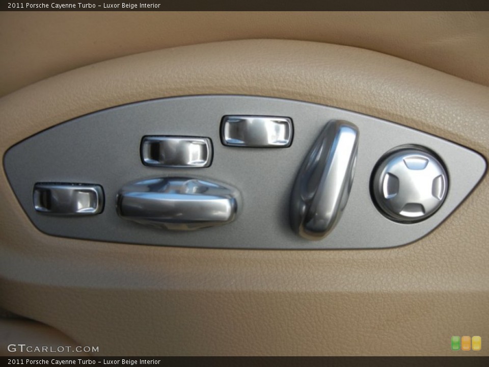 Luxor Beige Interior Controls for the 2011 Porsche Cayenne Turbo #59000053