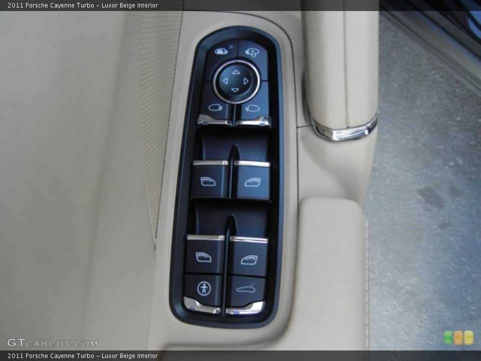 Luxor Beige Interior Controls for the 2011 Porsche Cayenne Turbo #59000059
