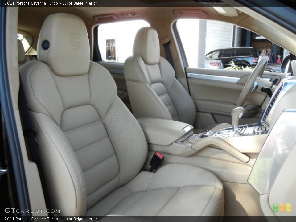 Luxor Beige Interior Photo for the 2011 Porsche Cayenne Turbo #59000077