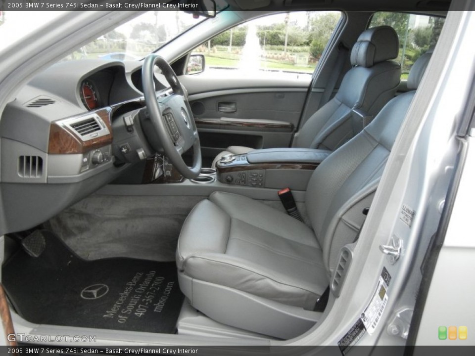 Basalt Grey/Flannel Grey Interior Photo for the 2005 BMW 7 Series 745i Sedan #59000461