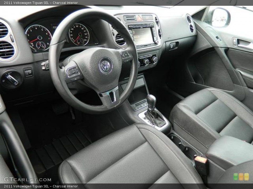 Charcoal Interior Photo for the 2011 Volkswagen Tiguan SEL #59006836