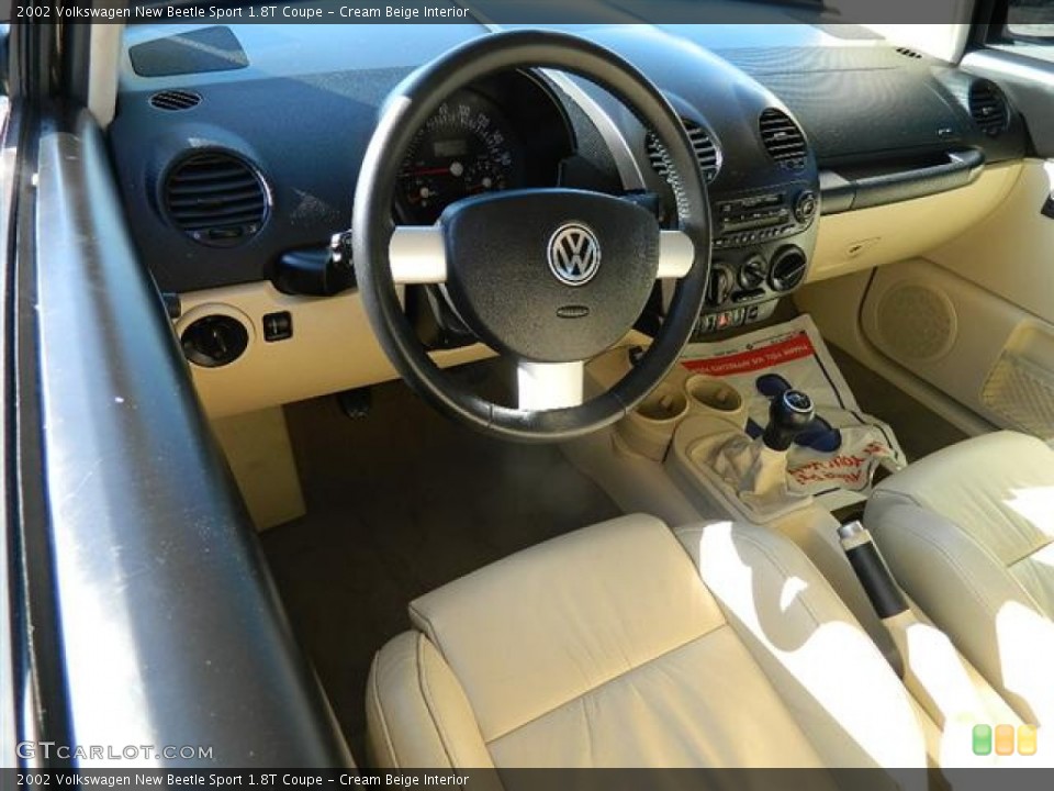 Cream Beige Interior Photo for the 2002 Volkswagen New Beetle Sport 1.8T Coupe #59009788