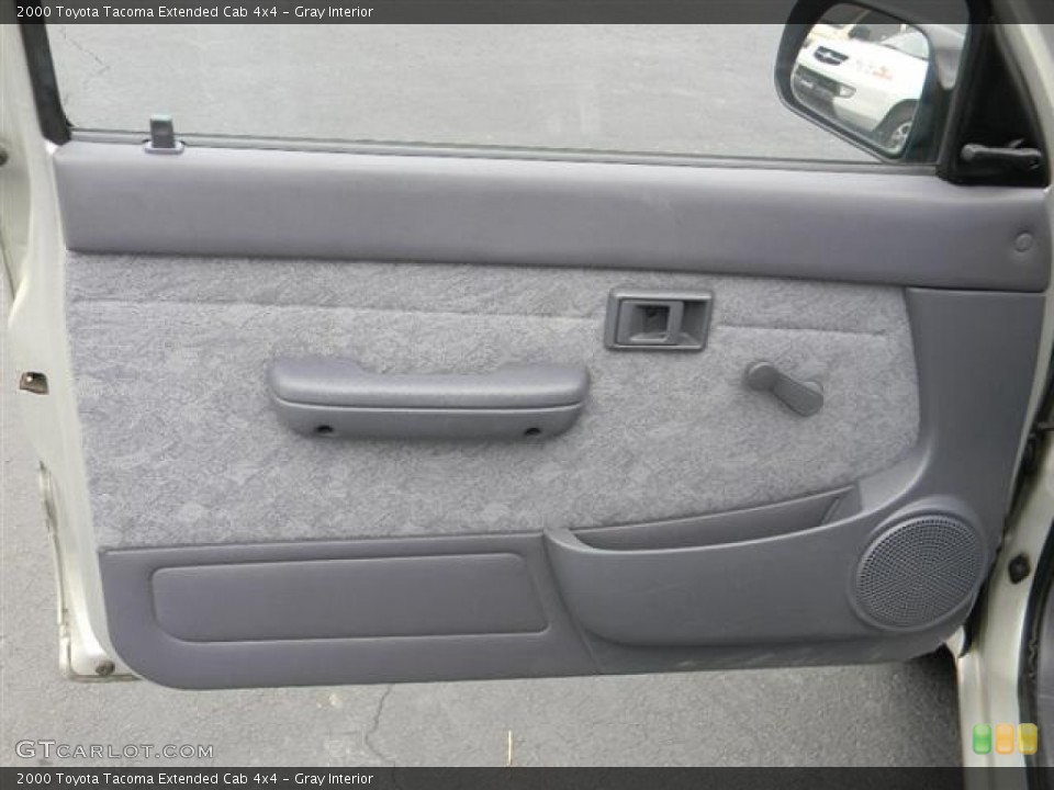 Gray Interior Door Panel for the 2000 Toyota Tacoma Extended Cab 4x4 #59012857