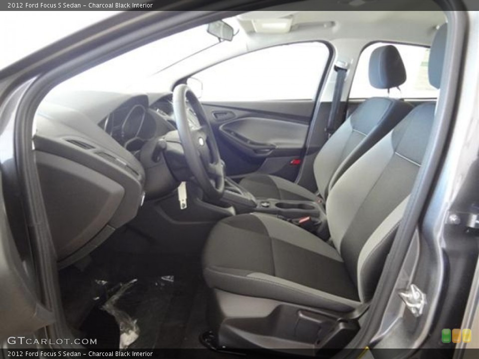 Charcoal Black Interior Photo for the 2012 Ford Focus S Sedan #59017589