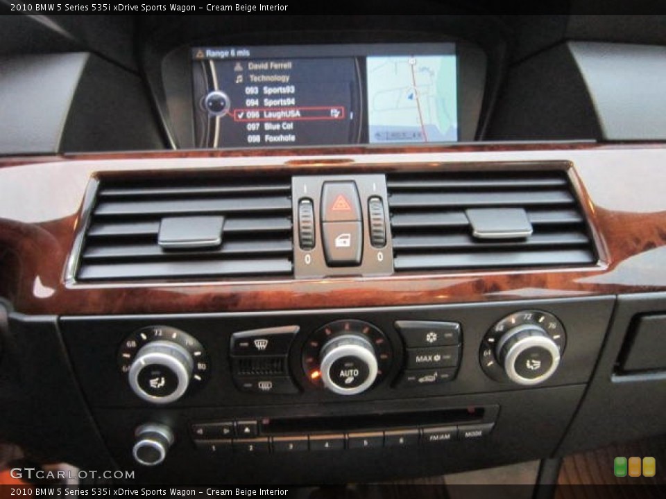 Cream Beige Interior Controls for the 2010 BMW 5 Series 535i xDrive Sports Wagon #59024682