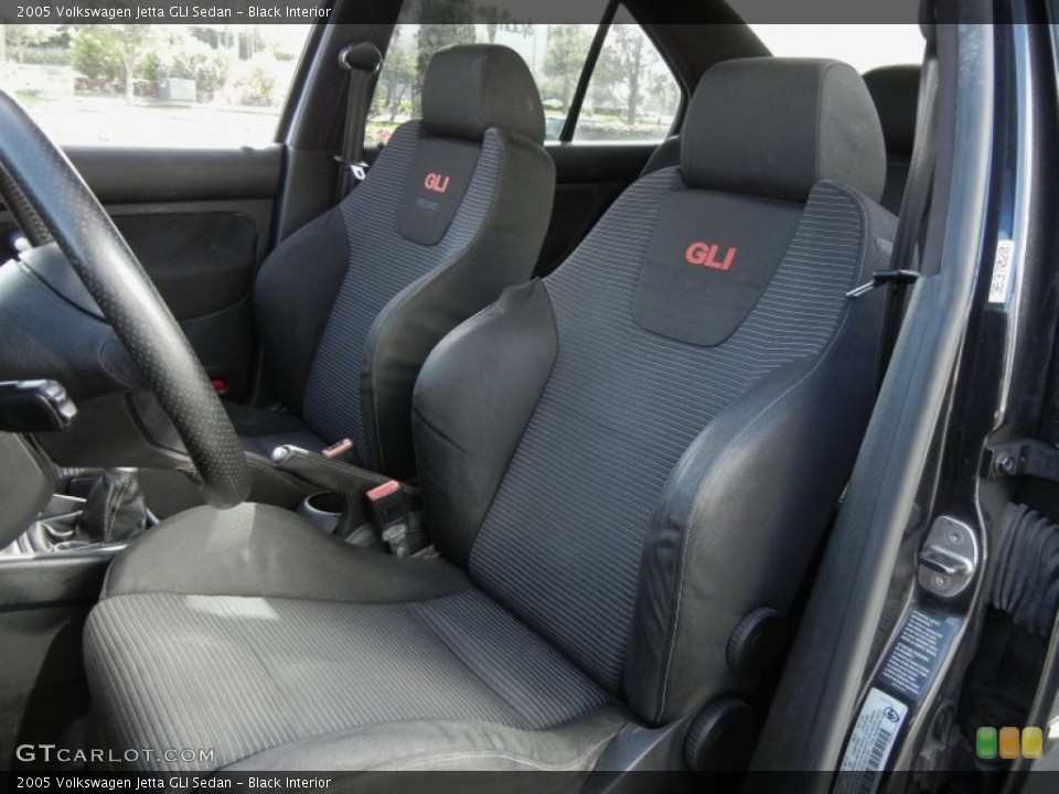 Black Interior Photo for the 2005 Volkswagen Jetta GLI Sedan #59025114
